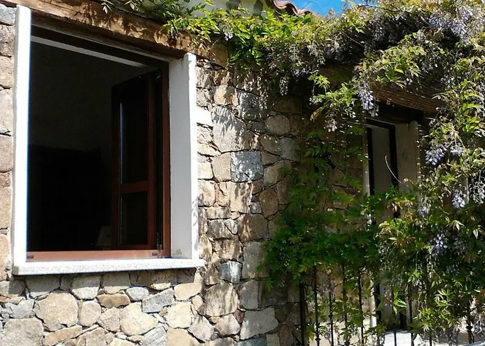 Stazzo Isola Rossa Di Gallura *